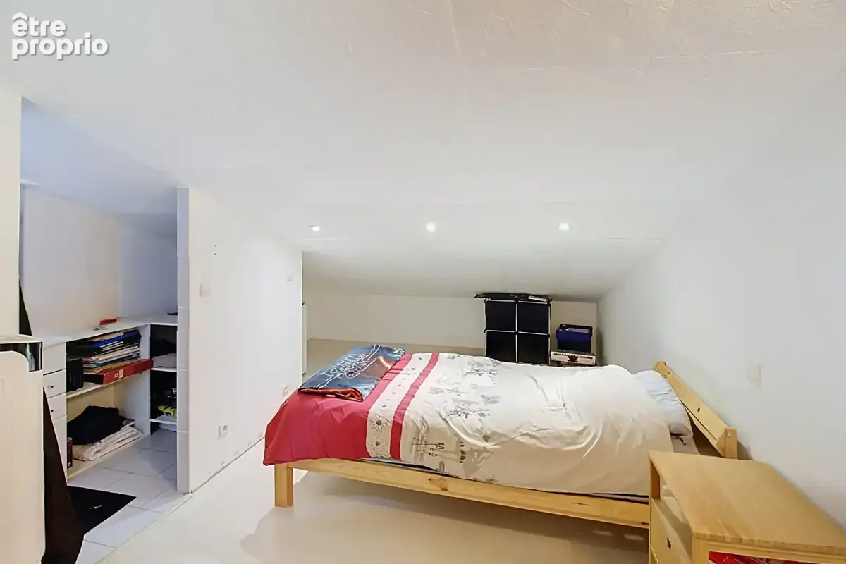 A vendre draguignan en exclusivite - appartement duplex - 4 chambres 128m2 dont 80m2 carrez avec cave et vue degagee - photo 12