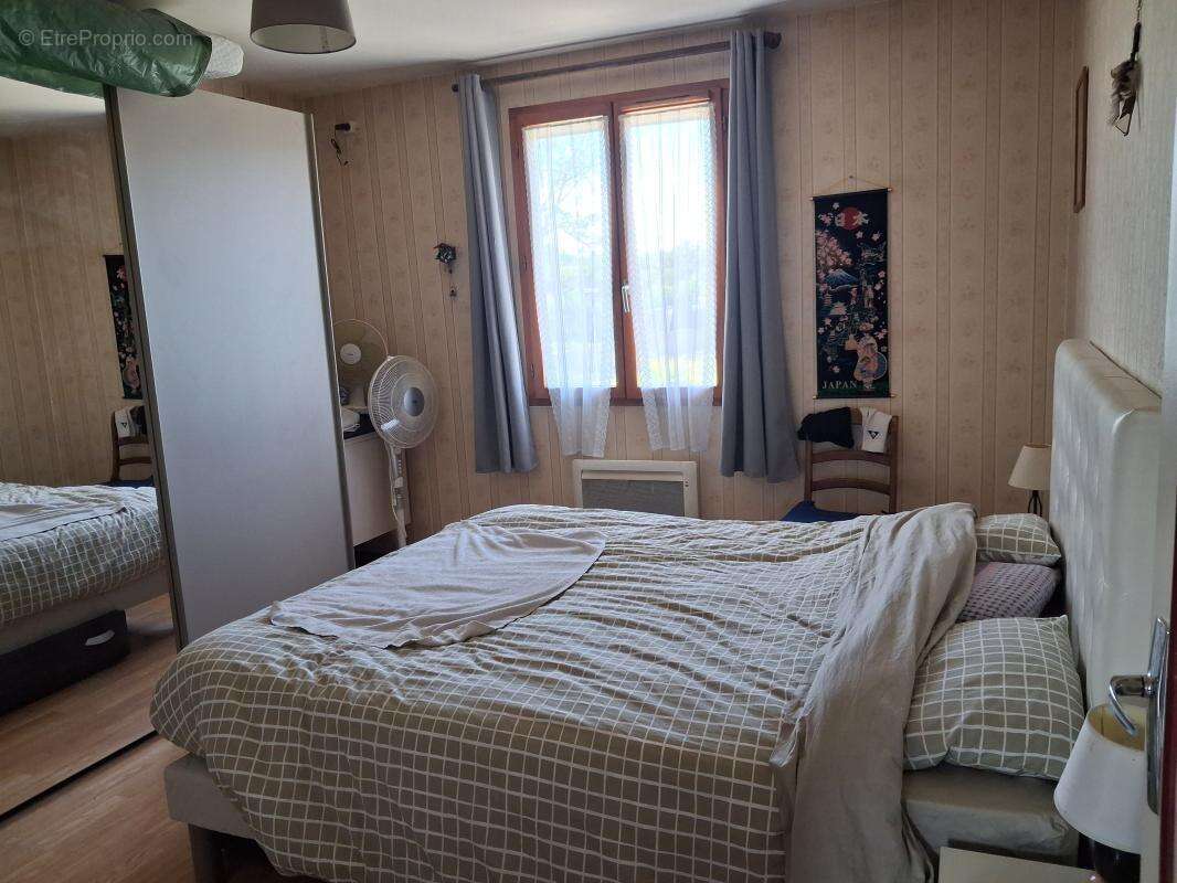Maison à SURY-PRES-LERE