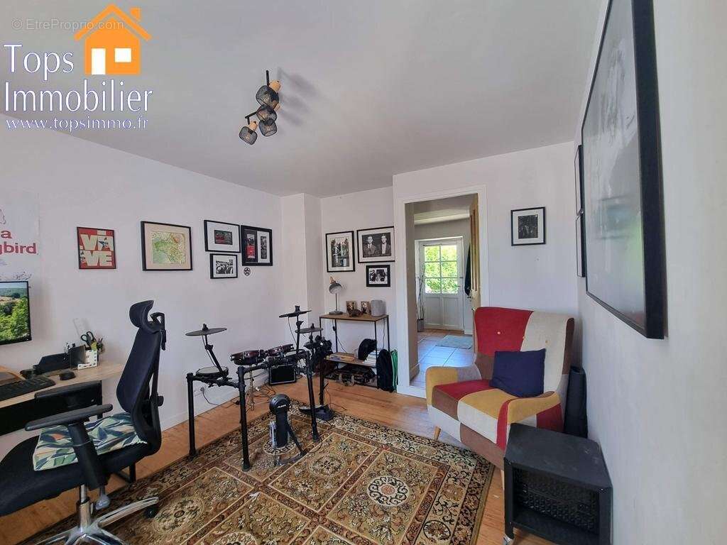 Charmante maison de village rénovée  102 m² habitables avec jardin et dépendances - photo 7