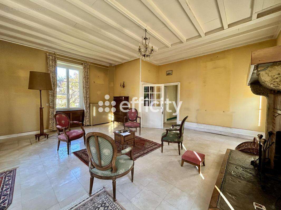 Maison à TALMONT-SAINT-HILAIRE