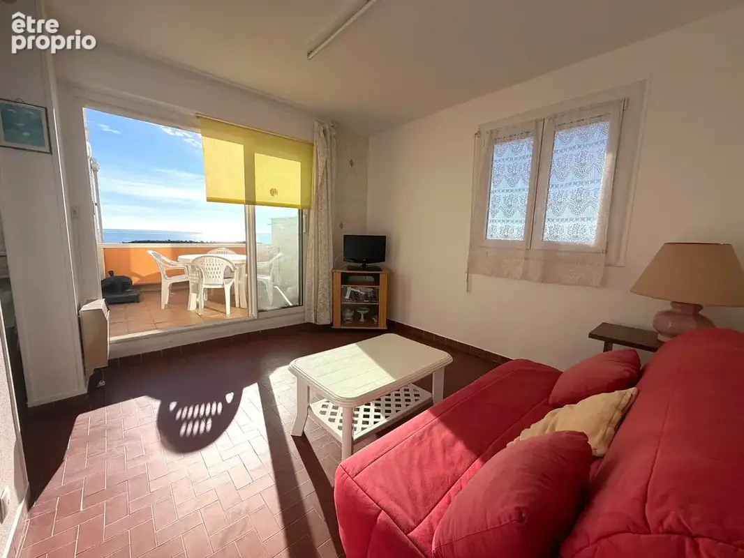 Le Barcarès Vue mer accès direct plage Le Lido Beau T2 avec terrasse ! - photo 2