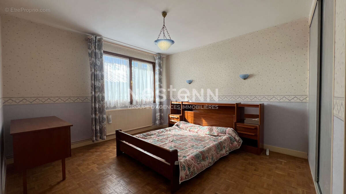 Maison à LES HAUTS-DE-CHEE