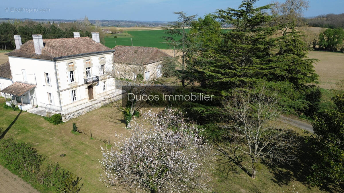 Maison à DURAS