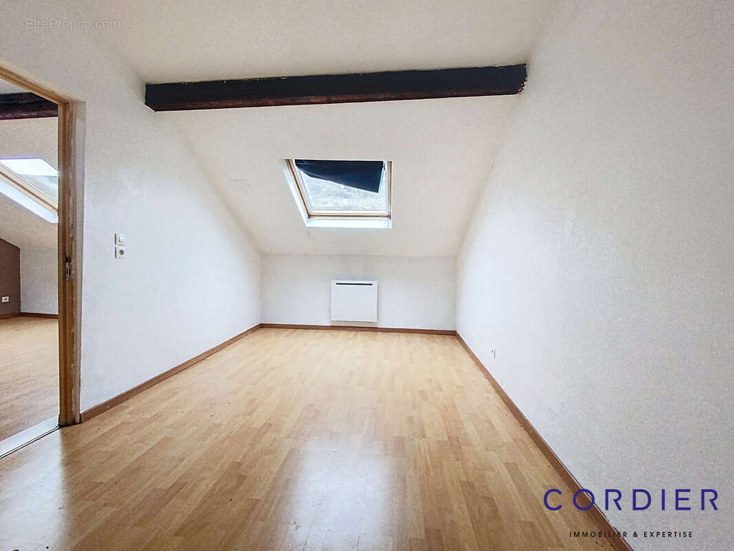 Appartement à ALGRANGE