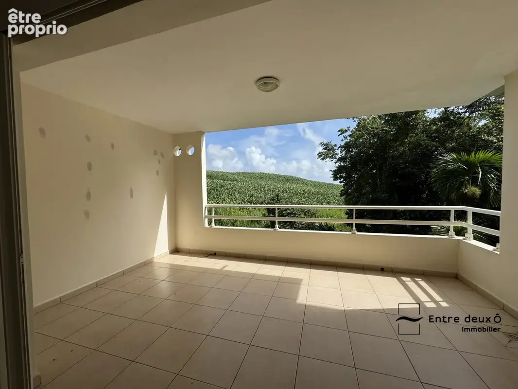 Appartement 67 m² à Le Robert  - photo 2
