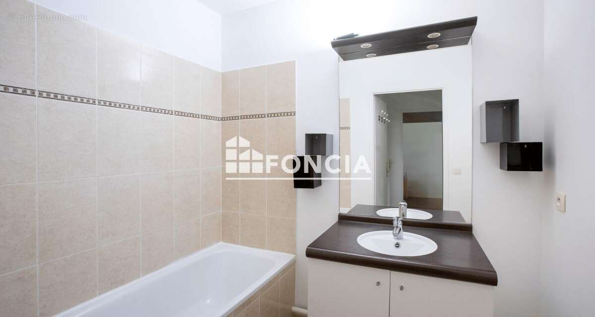 Appartement à ASNIERES-SUR-SEINE