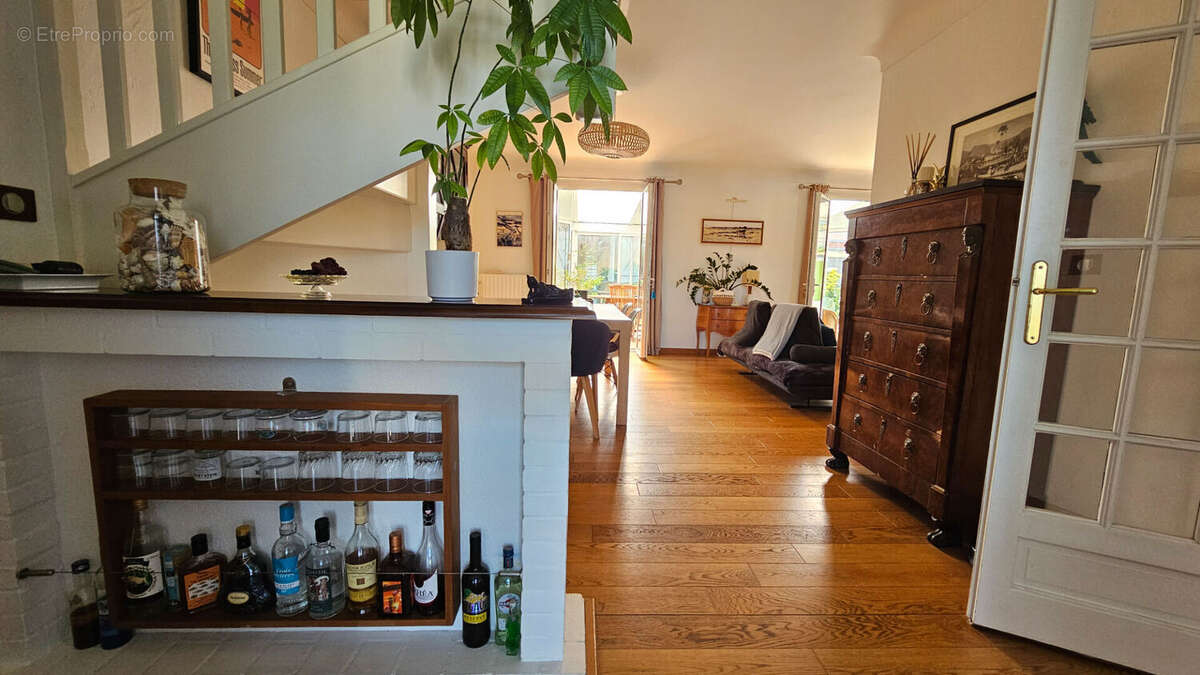 Maison à SAINT-SEBASTIEN-SUR-LOIRE