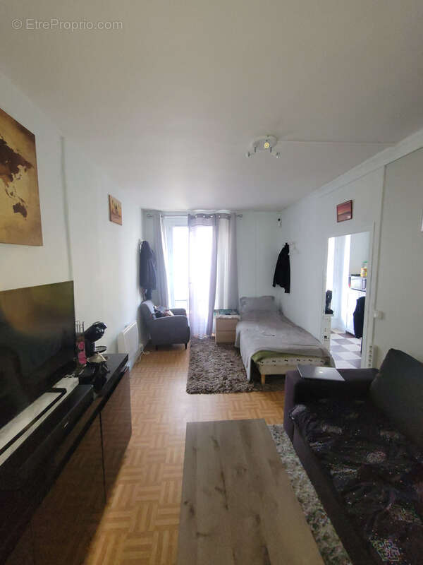 Appartement à CORBEIL-ESSONNES