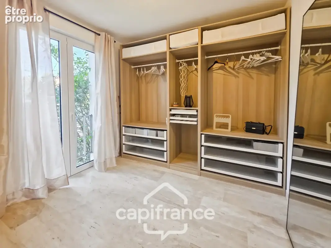 LE CRÈS – Maison familiale avec appartement indépendant, piscine et revenu locatif - photo 16