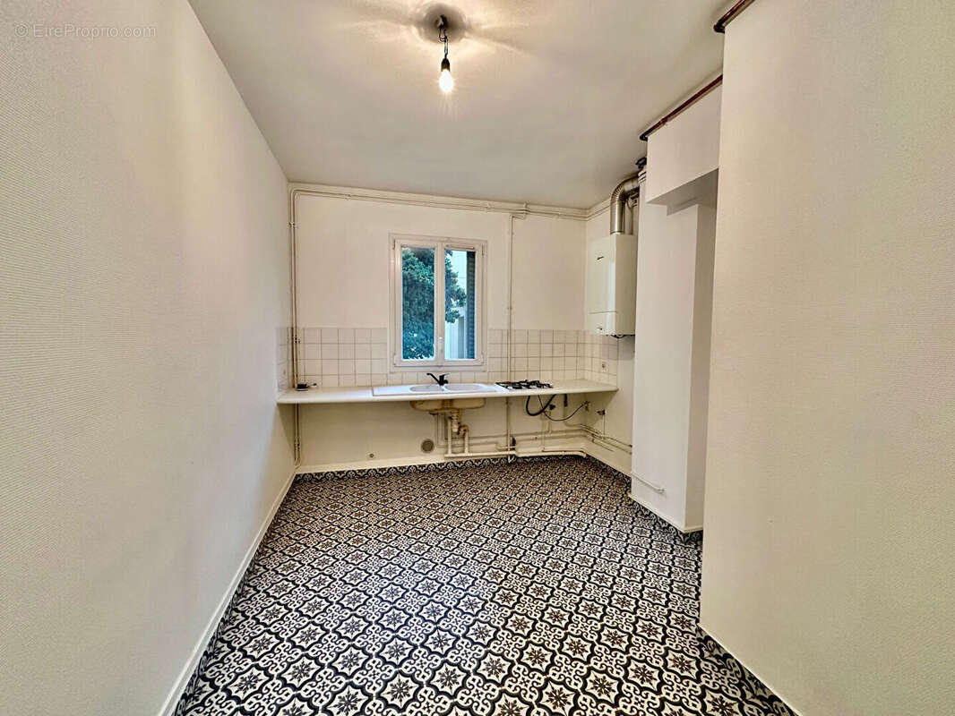 Appartement à IVRY-SUR-SEINE