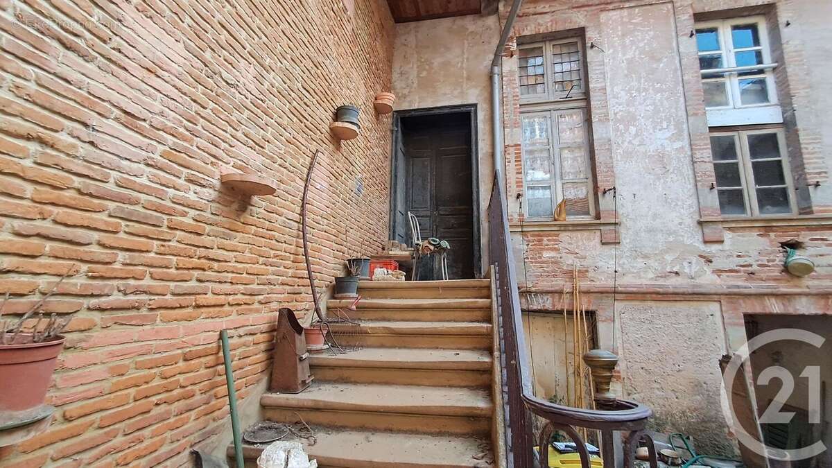 Maison à MONTESQUIEU-VOLVESTRE