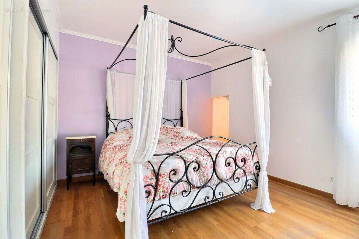 Maison à CROISSY-SUR-SEINE