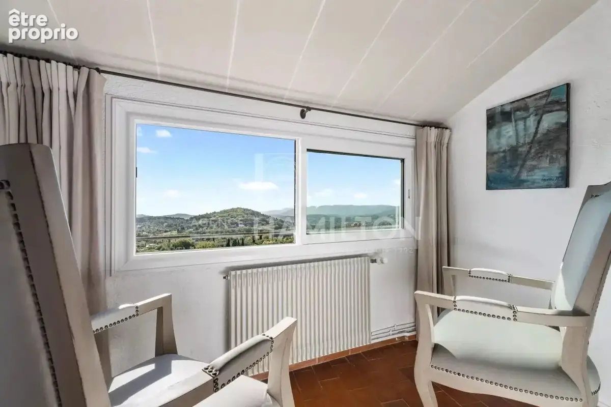 Maison de charme rénovée - MAGAGNOSC - cur du vieux village - photo 13