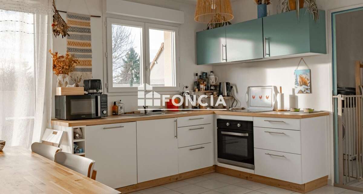 Maison à CINQ-MARS-LA-PILE