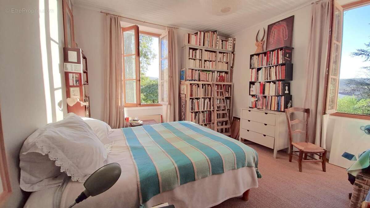 Cahors 46090, maison de village avec grand jardin et jolie grange - photo 9