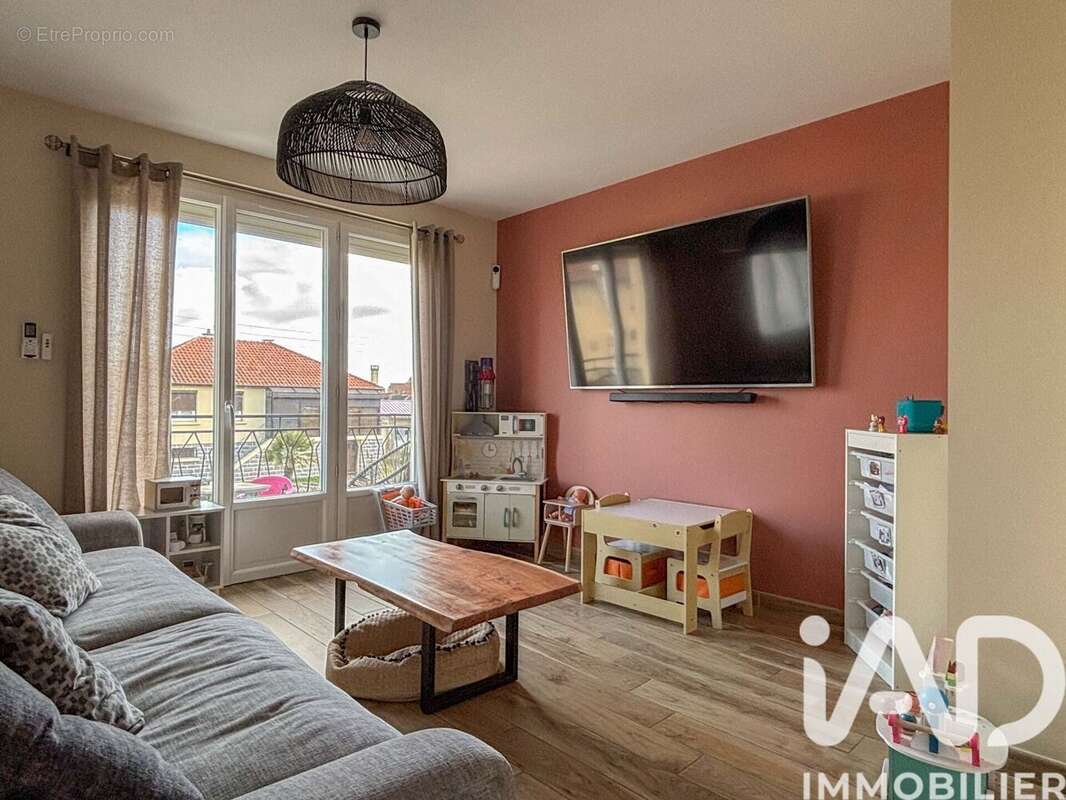 Photo 3 - Maison à DOMERAT