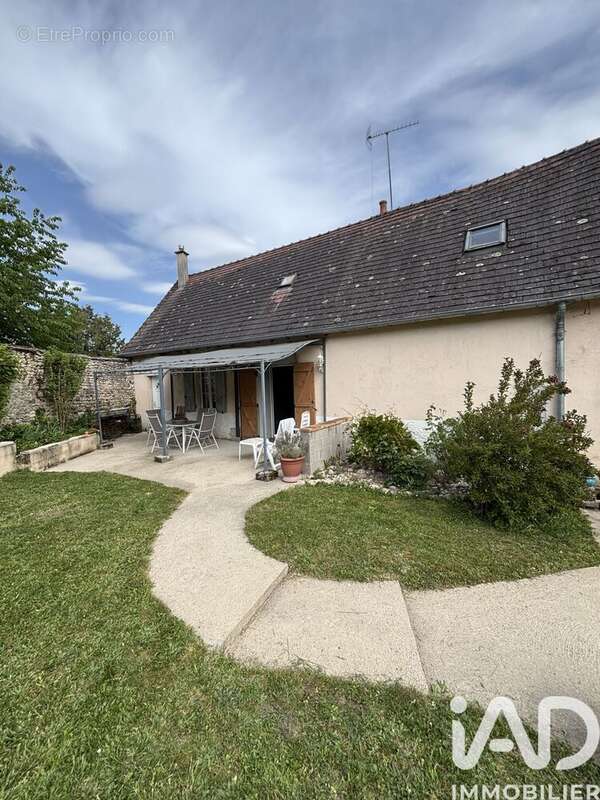 Maison 200 m² à Bransat  - photo 6
