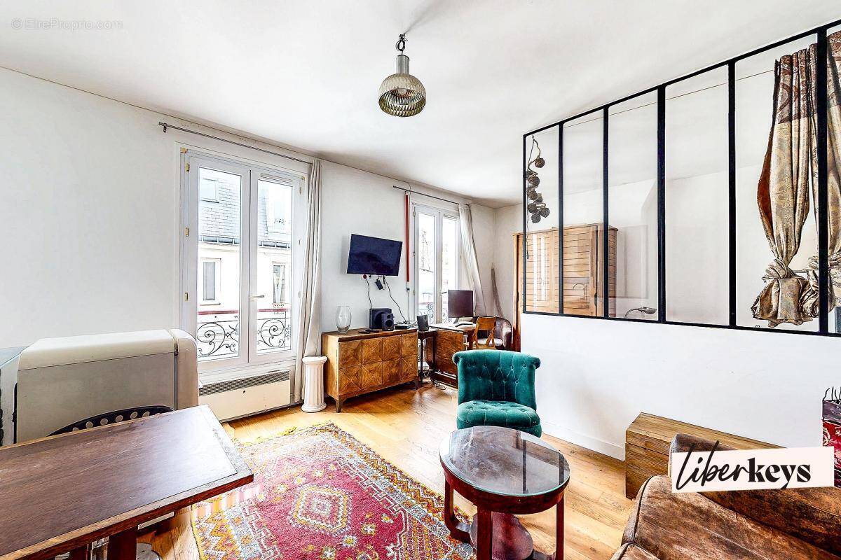 Appartement à PARIS-18E