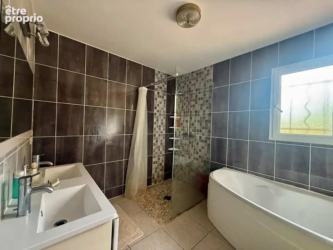 Maison plain-pied dans un quartier calme - 130 m2 - photo 9