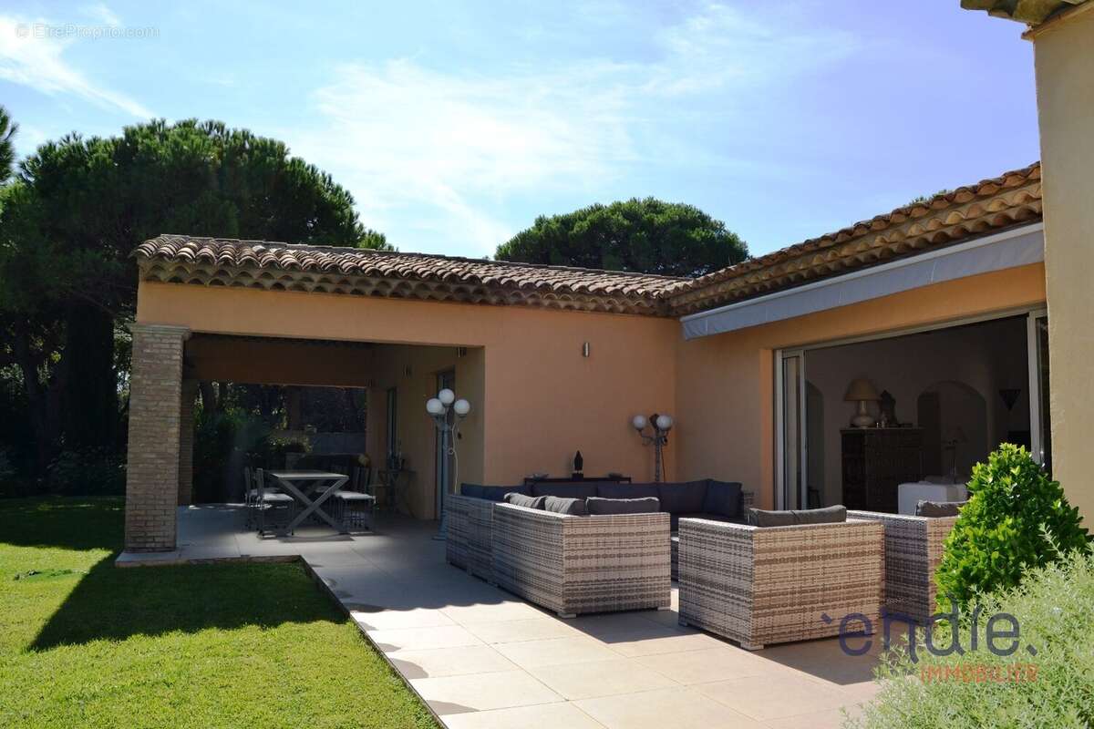 Maison à RAMATUELLE