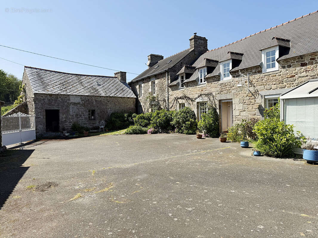 Maison à PLAINE-HAUTE