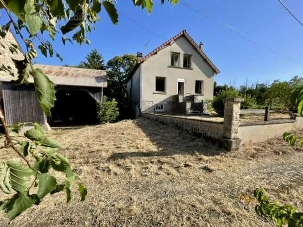 Maison 89 m² à Crozant  - photo 12