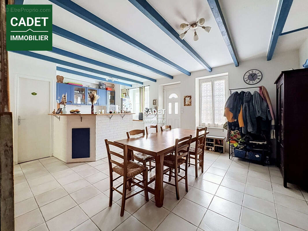 Maison 84 m² à Folligny  - photo 2