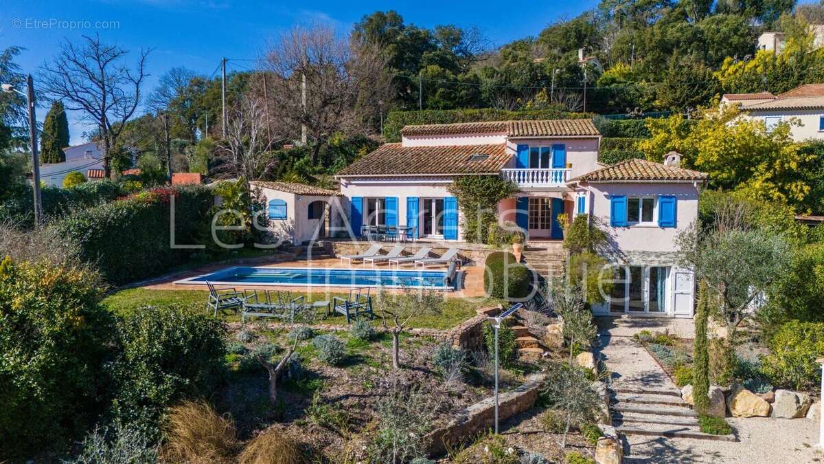 Maison à LES ADRETS-DE-L'ESTEREL