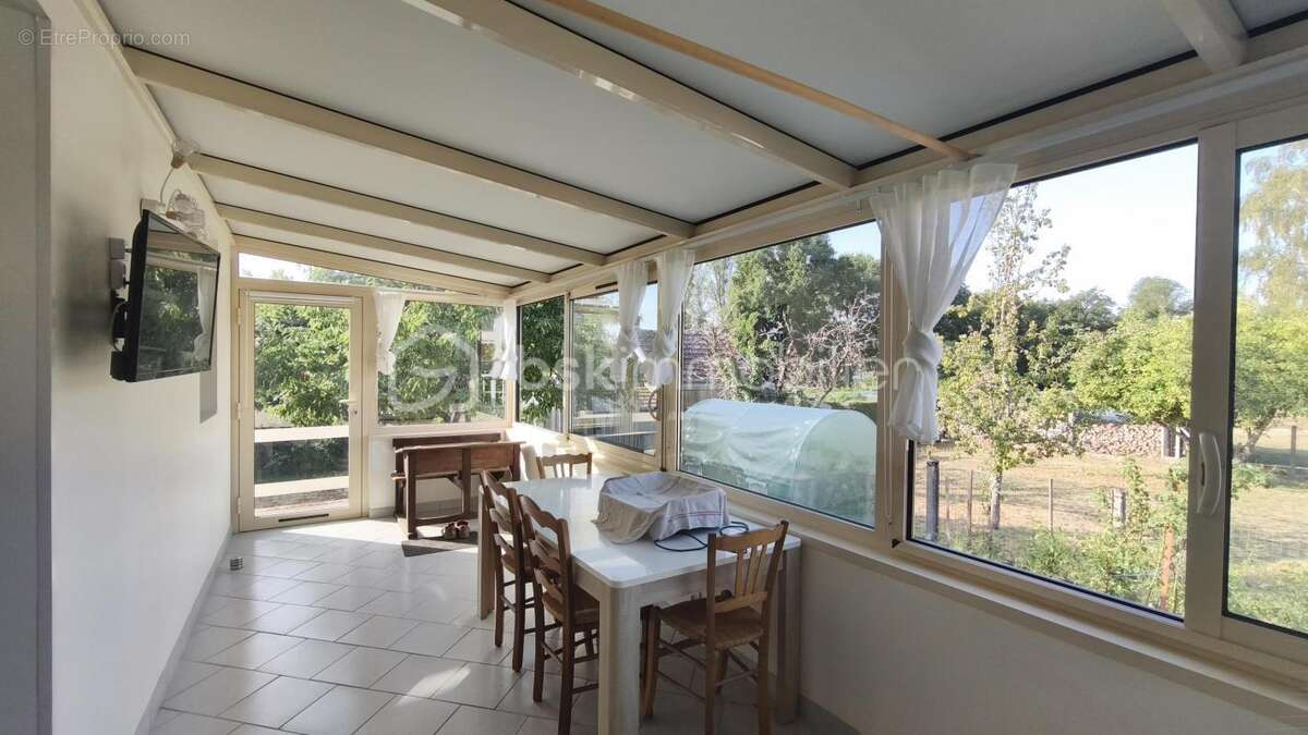 Maison avec sous-sol - photo 2