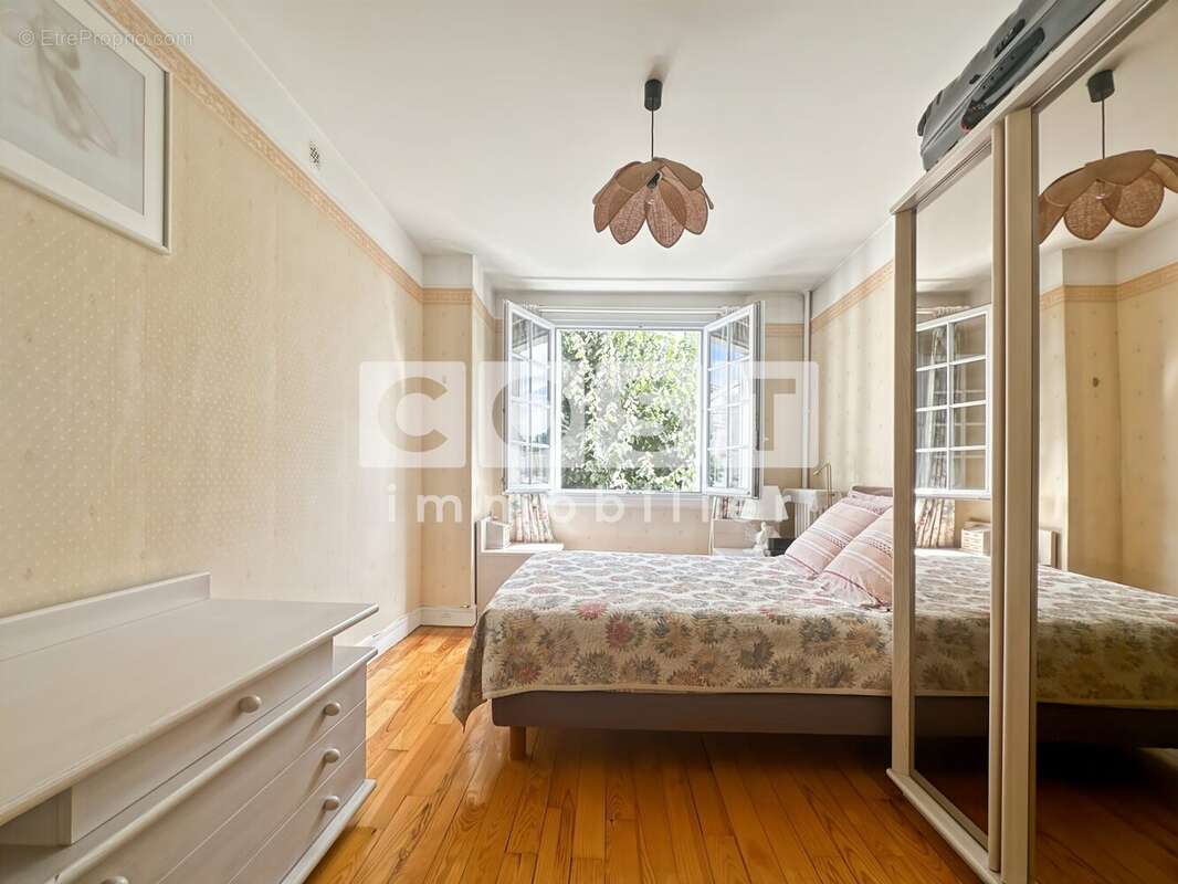 Appartement à BOIS-COLOMBES