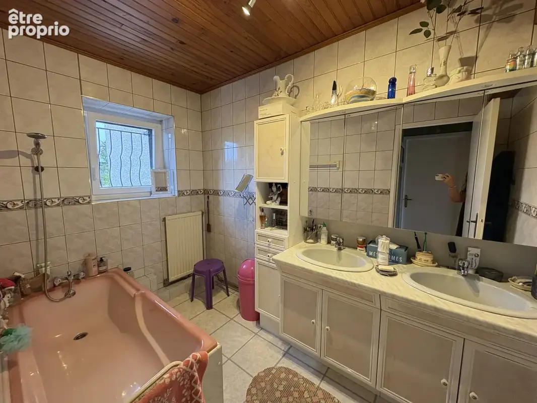 Pleine campagne - Maison avec dépendances sur 2947m2 de terrain plat - photo 11