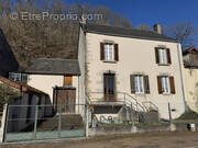 Maison à MONTREUILLON