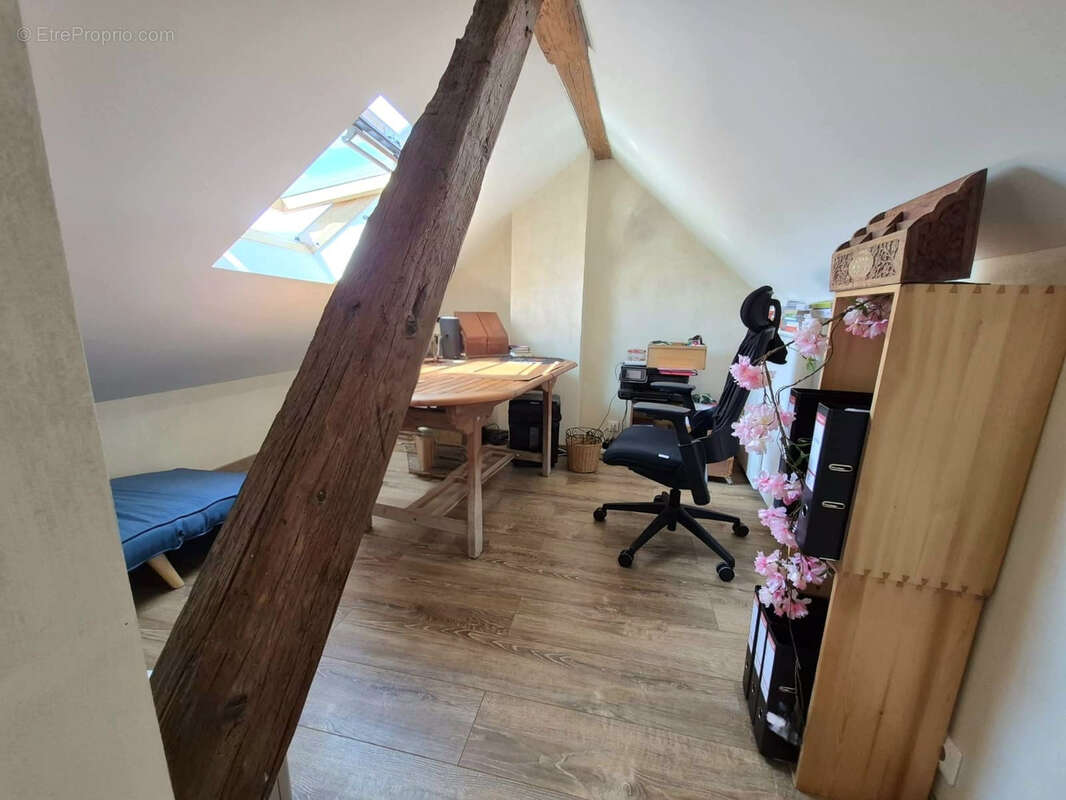 Maison à VETRAZ-MONTHOUX