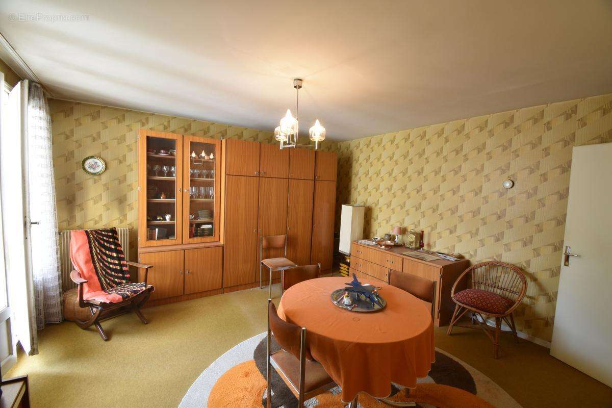 Appartement à COSNE-COURS-SUR-LOIRE