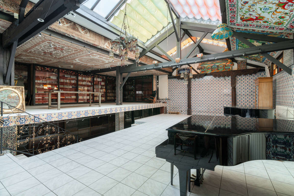 Appartement à PARIS-20E