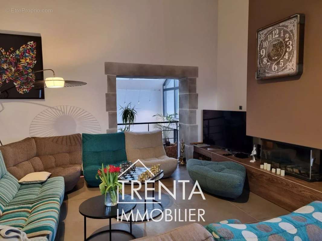 Maison à SAINT-JEAN-DE-MOIRANS