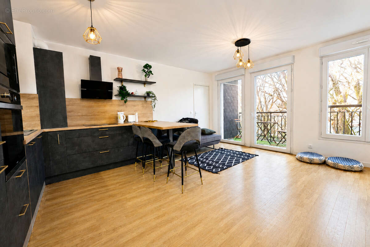 Appartement à NEUILLY-PLAISANCE