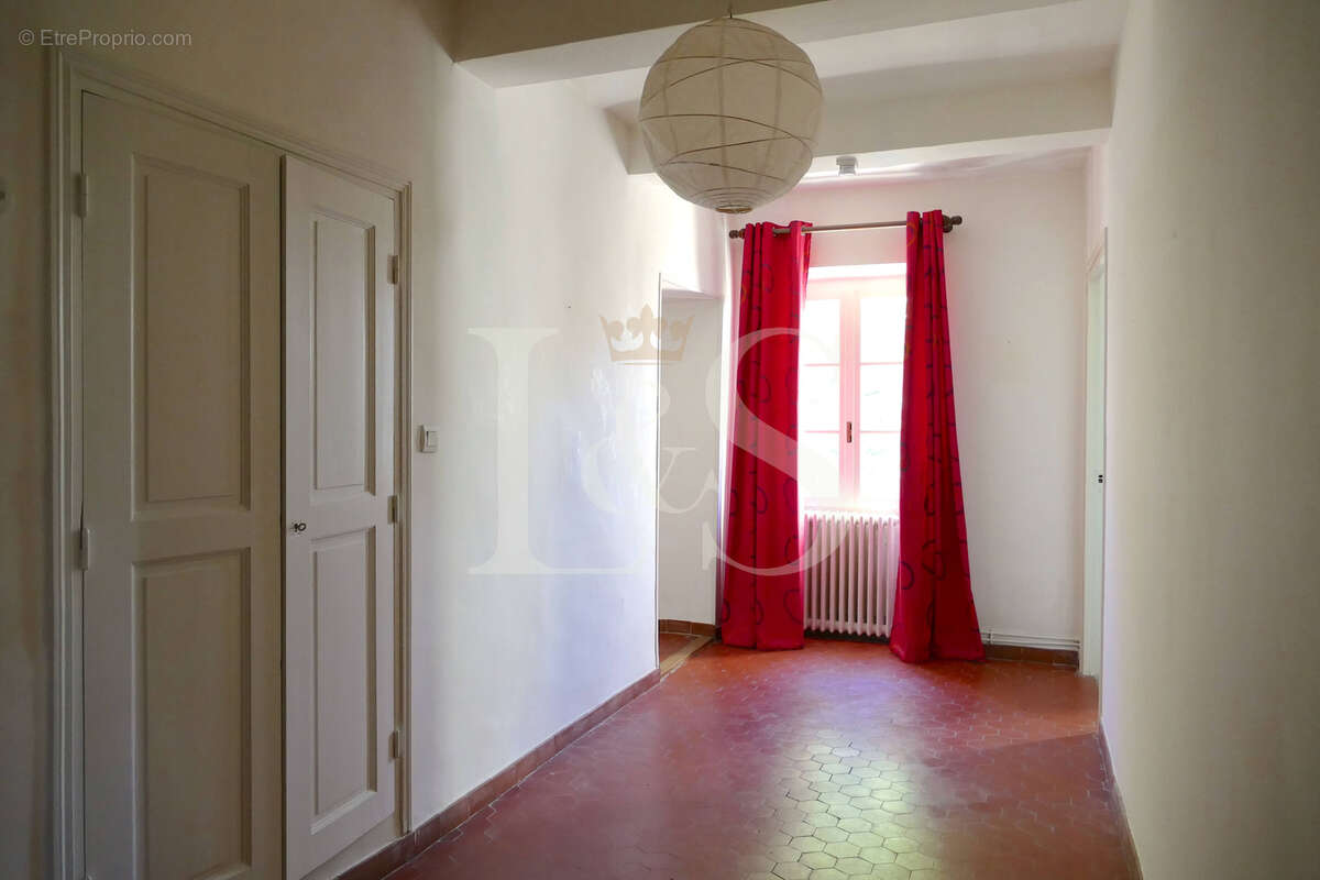 Maison à VAISON-LA-ROMAINE