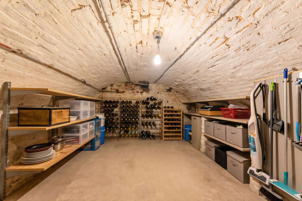 Maison à PROVIN
