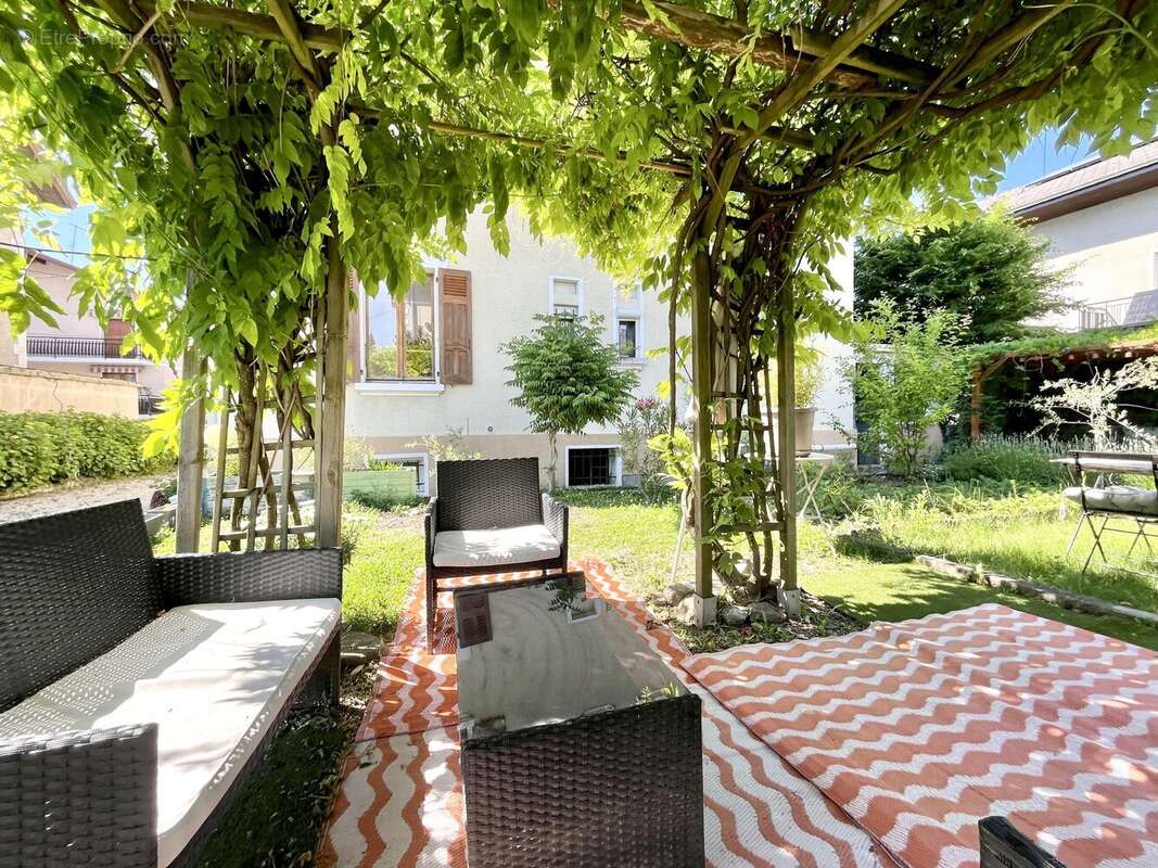 Appartement à MEYTHET
