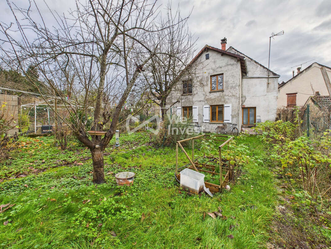 Maison à SOISY-SUR-SEINE