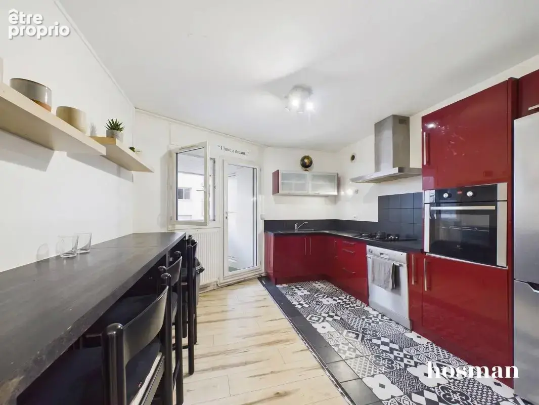 Appartement T4 de 80m² - Balcon et cave - Rue Emile Zola, Rezé - photo 4