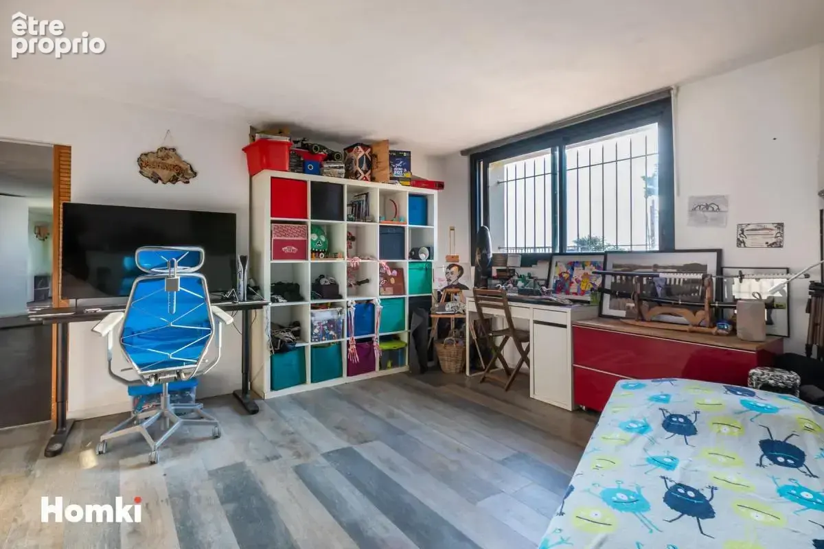 Appartement T5 de 151 m² à Fréjus 83370, Avenue de la Corniche d'Azur - photo 9