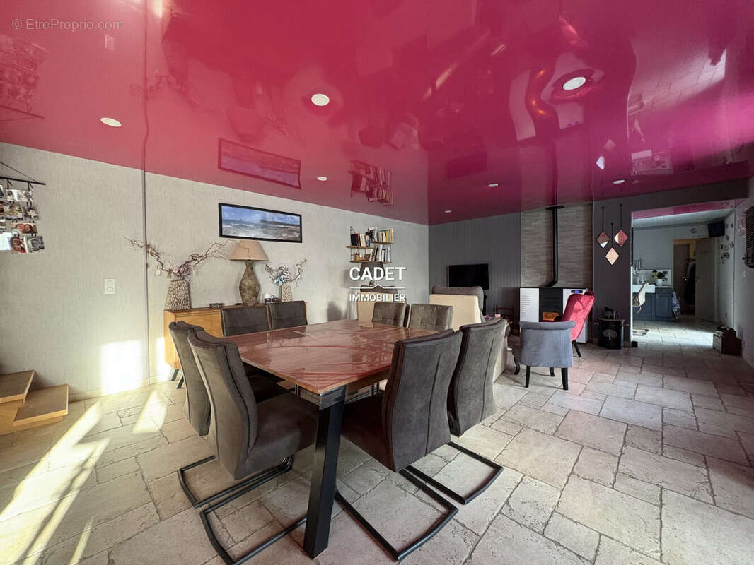 Maison à LA HAYE-PESNEL