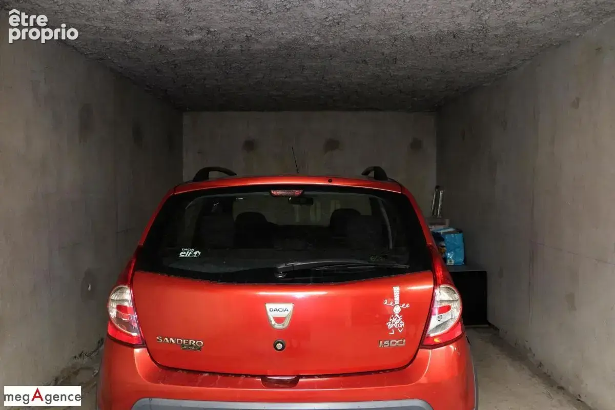 Appartement T3 avec balcon - Parking souterrain et piscine - photo 15