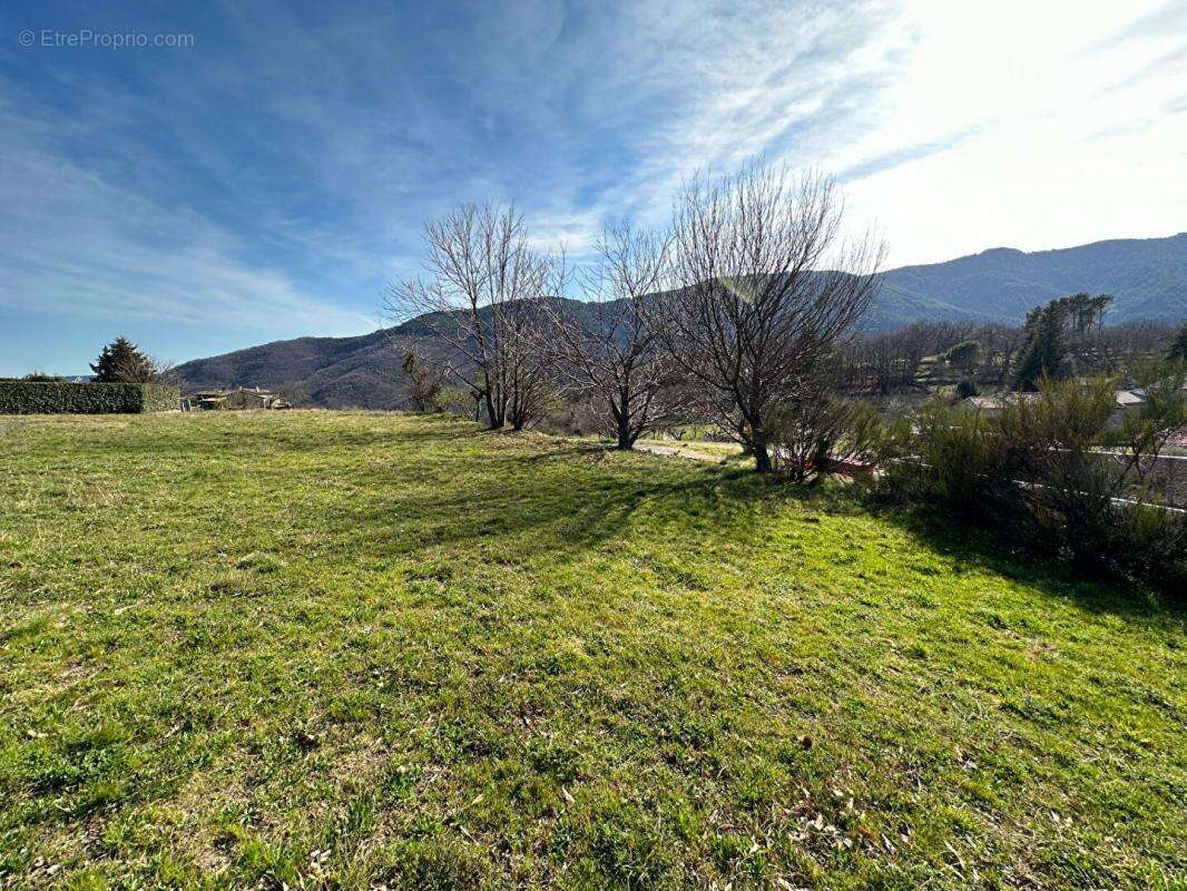 Terrain à LABOULE