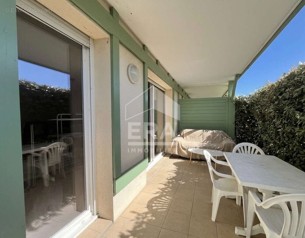 Appartement à ANGRESSE