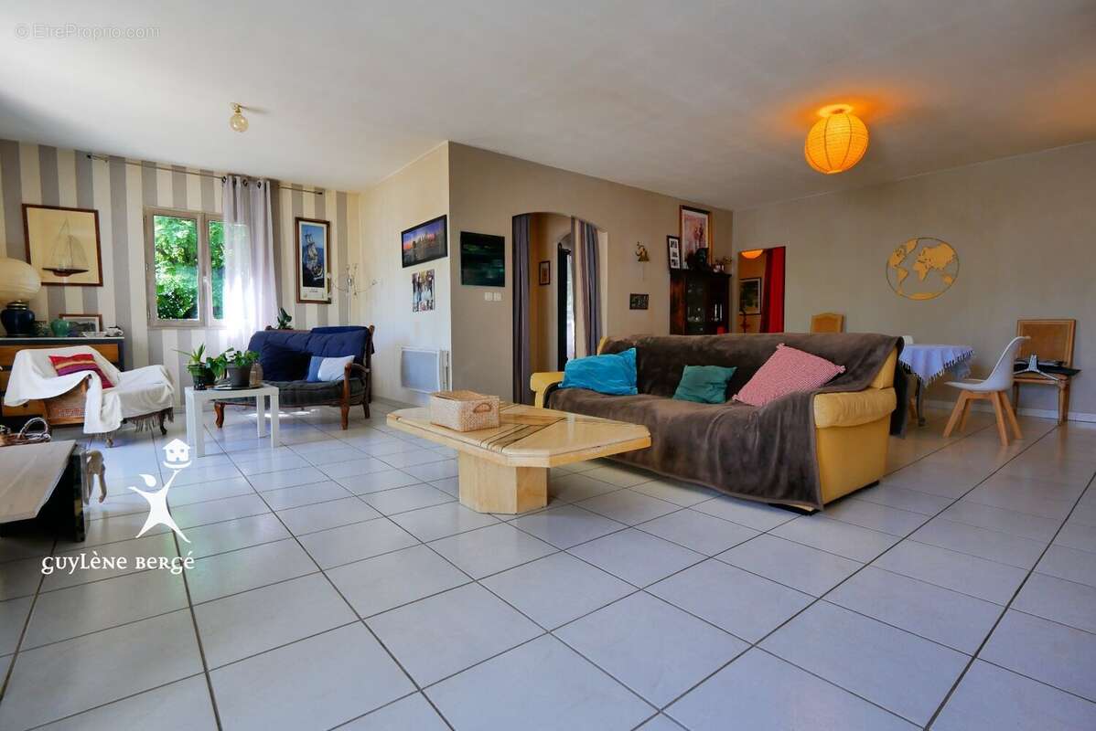 Maison à DOMESSARGUES