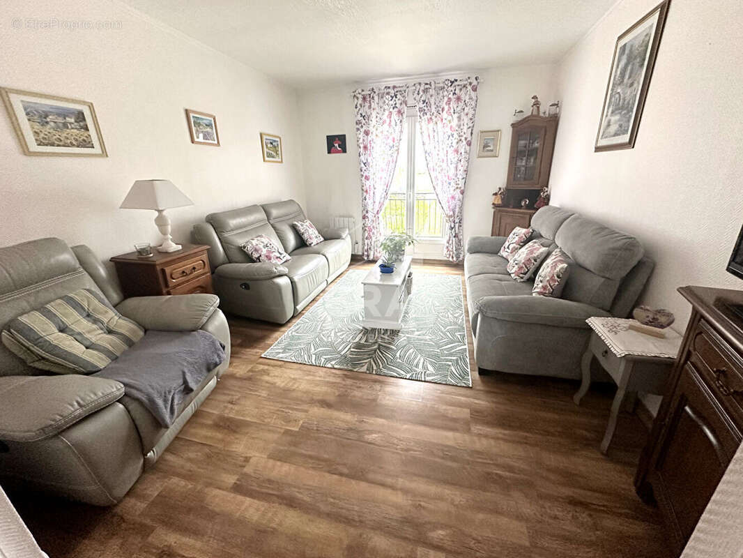 Maison à VARENNES-SUR-SEINE