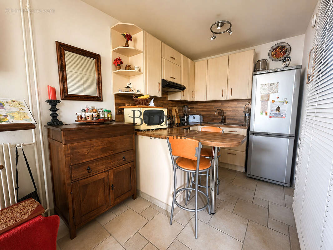 Appartement à SAINT-MAUR-DES-FOSSES